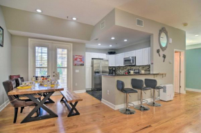 Coastal Sea Side Townhome - Walk to Beach!